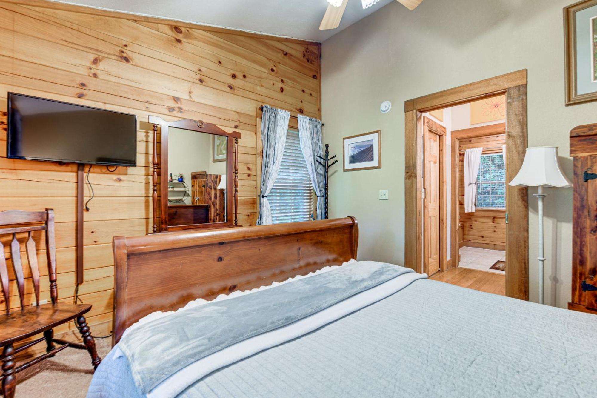 Serene Maggie Valley Retreat With Deck And Hot Tub! Luaran gambar